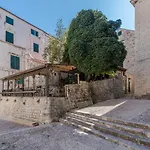 Apartment Laus